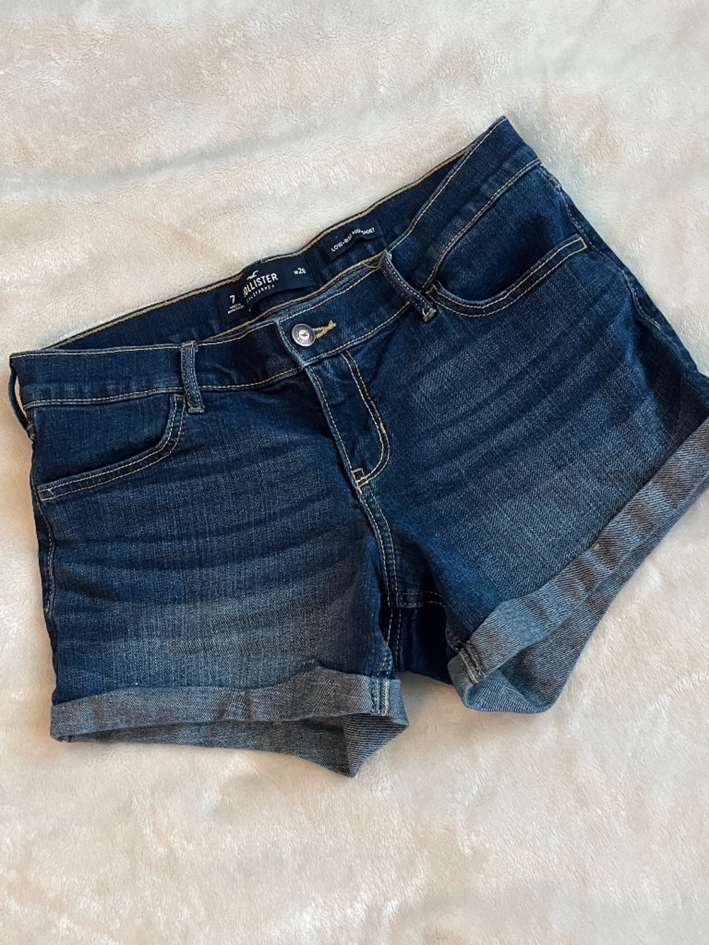 Hollister Low Rise Denim Shorts Size 28